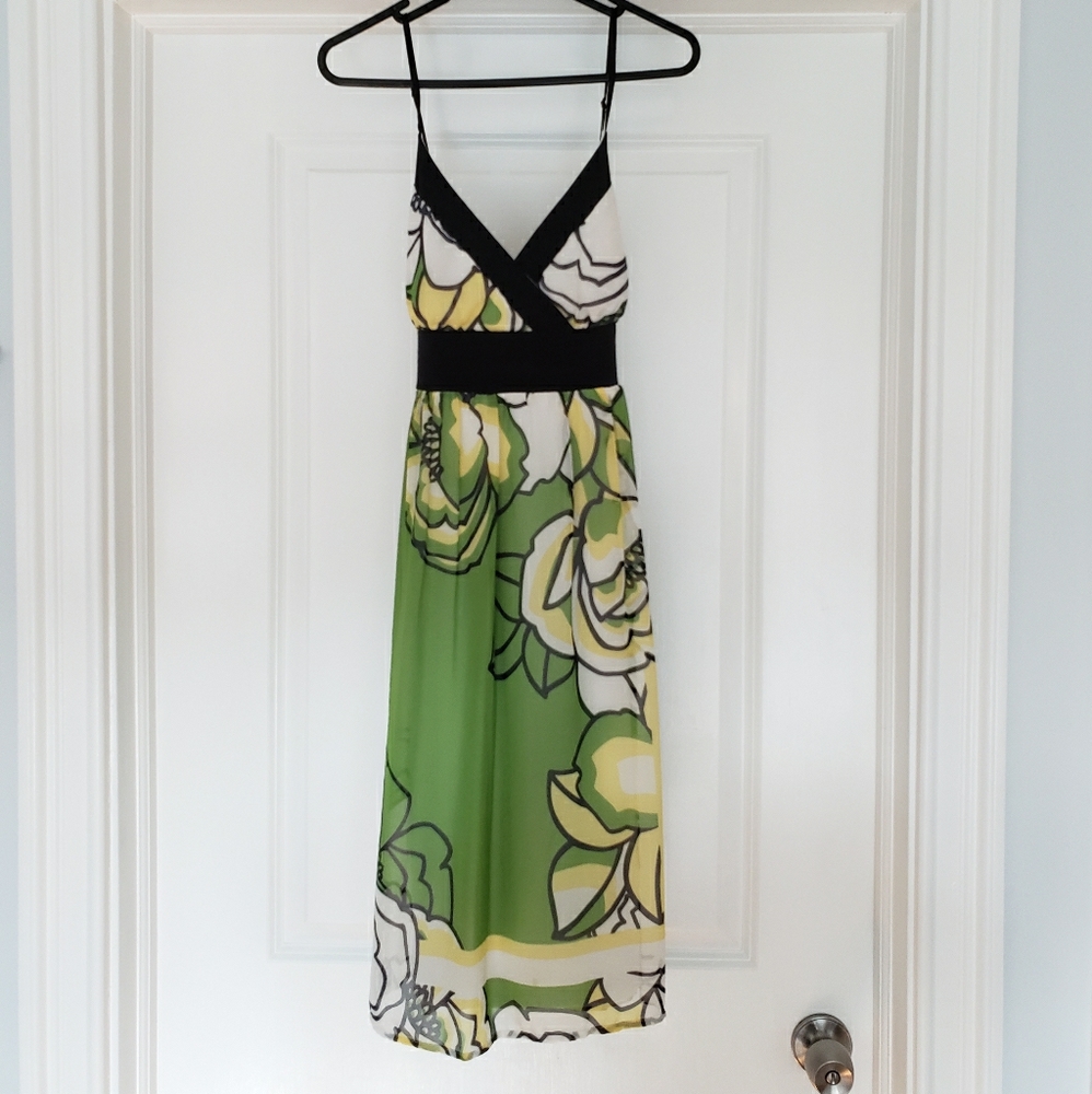 Beautiful flowy cocktail dress